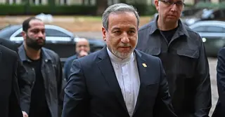 লেবাননে যুদ্ধবিরতি কার্যকর থাকা পর্যন্ত হরমুজ প্রণালি সম্পূর্ণ উন্মুক্ত: আরাঘচি